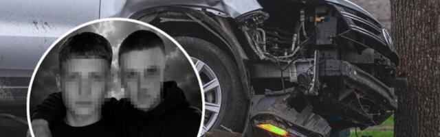 OVO SU TINEJDŽERI KOJI SU POGINULI U BANJI KOVILJAČI! Golfom se zakucali u drvo, vozilo se obmotalo oko stabla! (FOTO)