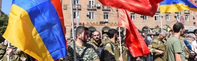 Bukti rat u Nagorno-Karabahu: Velike sile pozivaju na prekid vatre