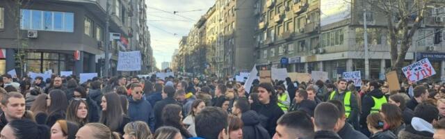 "Lako je vama na vlasti, vi nikad niste studirali": Novi protest studenata (VIDEO, FOTO)