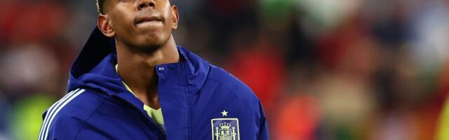 Lamin Jamal otkrio bizaran razlog zašto ne može da ima devojku: Budim se usred noći /VIDEO/