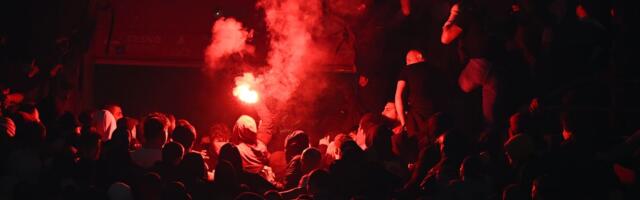 Ludnica posle ponoći: Partizan slavio u večitom derbiju, a onda su se pojavili navijači kada su napuštali Arenu! /VIDEO/