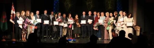 Svečanom akademijom u Kragujevcu obeležen Međunarodni dan Roma