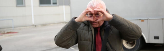 LJUBAVNO LUDILO NE PRESTAJE! Era Ojdanić (77) otkrio pikanterije iz kreveta sa 43 godine MLAĐOM partnerkom: "Dok je u bunilu burne noći, ja je iznenadim..."
