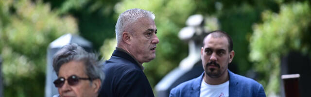 PARTIZANOVE LEGENDE NA SAHRANI ČIKA CVELETA: Predrag Danilović "predvodi" crno-bele (Foto)