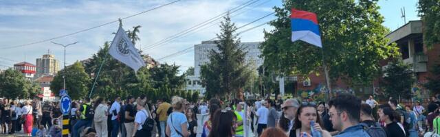 „Dok su gorele sveće, leteli su pendreci“ – u Nišu večeras protest podrške Novom Sadu