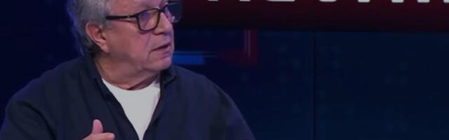 Новинар хушка блокадере на сукоб са полицијом (видео)