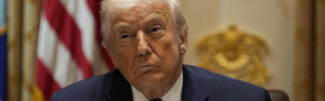 Трамп најавио изградњу славолука у Вашингтону, попут Тријумфалне капије у Паризу