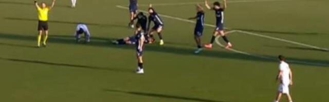 LEDI KRV U ŽILAMA Horor scena u Superligi Srbije: Jeziv sudar fudbalera glavama, jedan ostao nepomično da leži (VIDEO)