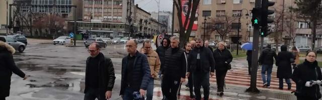 POČINJE SUĐENJE U NIŠU: Pred sudom roditelji maloletnika koji je izmasakrirao dečaka Andreja Simića (13), izbo ga 37 puta (FOTO/VIDEO)