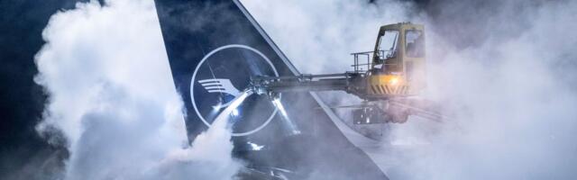 Putnici Lufthanse proveli noć zarobljeni u avionu: Vozačima autobusa isteklo radno vreme