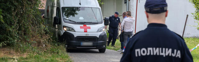 SEKIROM U GLAVU UDARIO DEDU DOK JE LEŽAO U KREVETU: Novi detalji zločina u Beogradu, otac osumnjičenog otkrio: Bio je čudan poslednjih dana (foto)