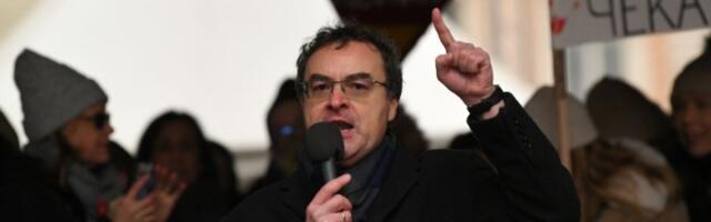 Bakić: Vlada Mandić ne zna ćirilicu, ali zna da preti