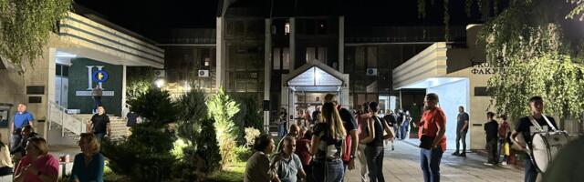 (BLOG) Počeo je protest podrške studentima Filuma (VIDEO)