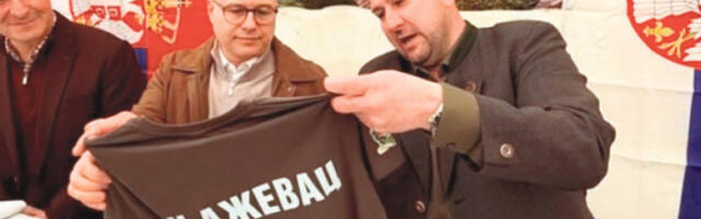 Ву­че­вић: Водимо политику независне и војнонеутралне земље