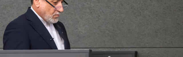 Аракчи тајно обавестио Американце: Моџтаба Хамнеи одобрио преговоре са Трампом