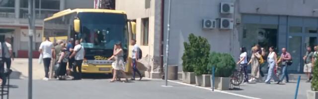 Leskovčane na miting SNS voze makedonski i niški autobusi