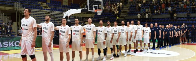 Srbija na novom početku: Koga nema, bez njega se može i mora - samo neka se ponovi 2016.