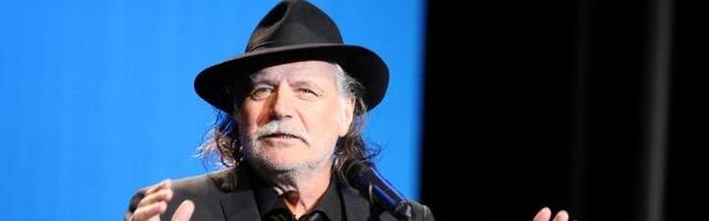 "Ne daj se mladosti moja, ne daj se generacijo nova": Rade Šerbedžija podržao studente (VIDEO)