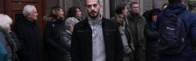 "Pojačane aktivnosti": Blokader Brajan Brković sa svojim pajtosima u Sečnju (FOTO)