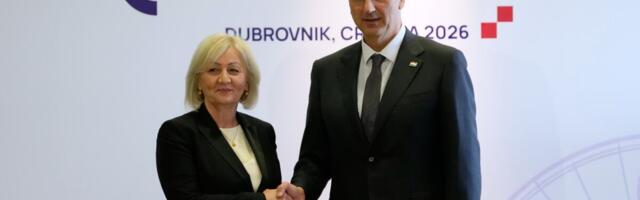 POTPISAN SPORAZUM O JUŽNOJ GASNOJ INTERKONEKCIJI Na marginama samita inicijative "Tri mora" potpise stavili Borjana Krišto za BiH i Andrej Plenković za Hrvatsku