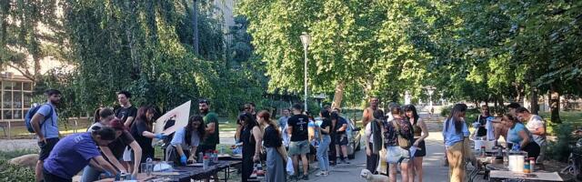 VIDEO: Studentska akcija na kampusu: Šaranje majica i cegera kao zagrevanje za skup u subotu