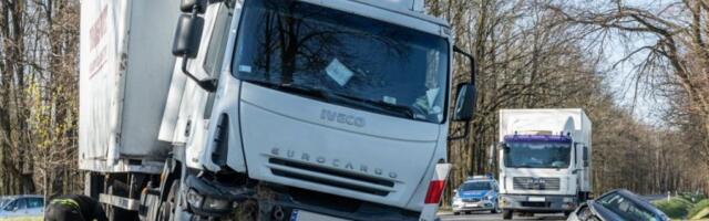 OVO JE UZROK STRAVIČNE NESREĆE U BUGARSKOJ?! Supružnici iz Srbije se vraćali sa letovanja kada su autom naleteli na dva kamiona!