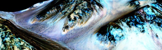 Nova naučna otkrića o "zakopanim jezerima" na Marsu