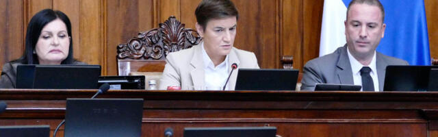 Radomir Lazović: Da li se vrše provere o bombi?