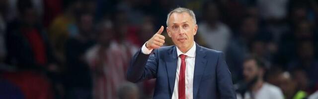Milan Tomić preuzima Peristeri