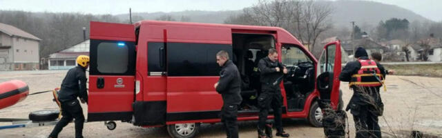 MUP Srbije poslao specijalističke timove za spasavanje iz ruševina u Tursku (VIDEO)