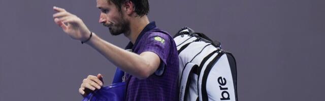 Drama Danila Medvedeva: Kolima kroz pustinju bežao iz ratne zone, a kad je došao na granicu usledio je šok