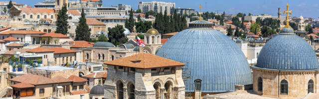 EKSPLOZIJA U CENTRU PRAVOSLAVLJA: Raketa pogodila Jerusalimsku patrijaršiju, monasi čudom Božjim ostali nepovređeni
