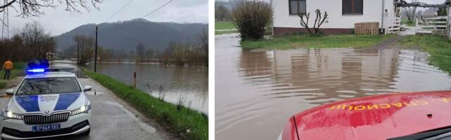 Vodostaji reka u zapadnoj Srbiji naglo rastu: Požega već pod vodom, Arilje preduzima mere opreza