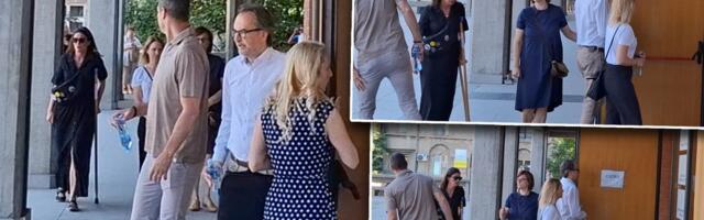Na štakama došla na izricanje presude: Ovako danas izgleda ranjena nastavnica iz "Ribnikara" (FOTO/VIDEO)