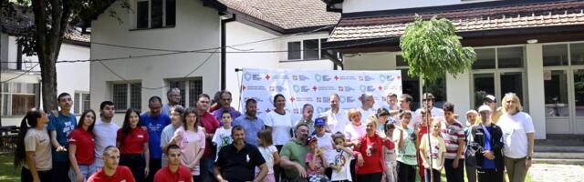 "Dan je posvećen ovoj deci i njihovoj nezaustavljivoj borbi!" Dragana Cvijić posetila Heroje Beogradskog maratona