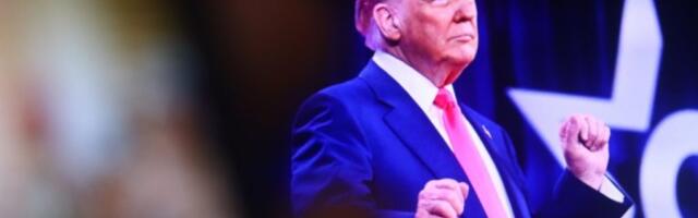 PAPIN BRAT KOD TRAMPA NA ŽURCI: Isplivao snimak iz Mar-a-Laga, Donald pred svima otkrio zašto mu je on najomiljeniji gost! (FOTO, VIDEO)