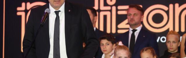 Tanasković reizabran na čelo ISF, Macut: Svaki šampion počinje na školskom igralištu