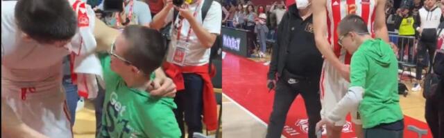 SCENA KOJA JE RASPLAKALA CELU SRBIJU: Dečak čekao Zvezdin dres posle meča, a onda su suze same krenule /VIDEO/