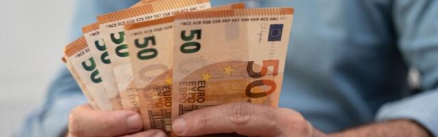 3 znaka ne znaju šta će sa PARAMA do kraja meseca: Zvezde im obećavaju novčanu INFUZIJU