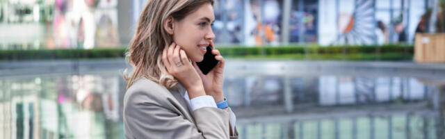 Фиксна телефонија у паду, мобилна бележи благи раст