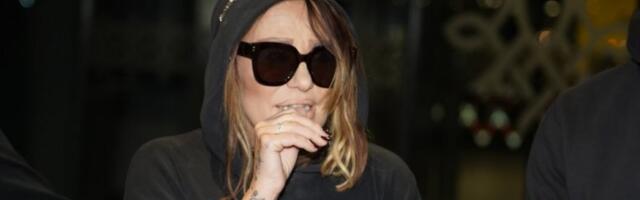 JEZIV SNIMAK ANE NIKOLIĆ! Jedva hoda nakon PRETNJI Raletu, stvari pobacala po garaži! (VIDEO)