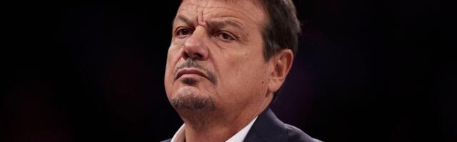 Ataman besan kao nikad pre! Turčin udario na svoje igrače posle novog poraza od Olimpijakosa