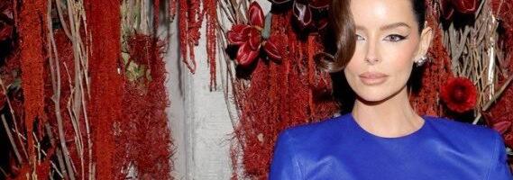 Grudi samo što nisu ispale: Rijaliti zvezda zapalila Njujork - vrelije od ovog ne može (FOTO)