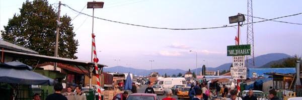 „Niš, moj grad“: Kašnjenje izmeštanja Kvantaške pijace stvara probleme u saobraćaju, higijeni, otpadu i snabdevanju u Nišu