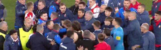 Skandal! Tuča fudbalera Zvezde i Vojvodine po završetku finala Kupa Srbije (VIDEO)