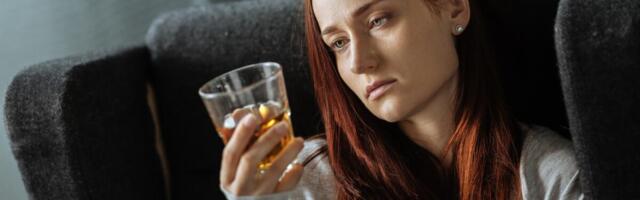 "Shvatila sam da ću umreti ako ne prestanem da pijem" Bivša alkoholičarka istakla 6 znakova kada treba da potražite pomoć