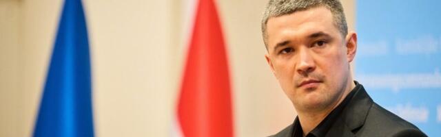 Rezultati najnovije ankete: Rejting smenjenog ministra odbrane udvostručen, od Zelenskog popularnija trojica zvaničnika