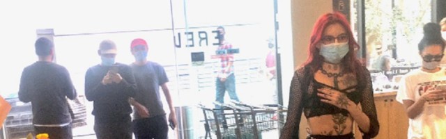 Kuda ide svet?! Domino dama, bez blama, u prodavnici (FOTO)