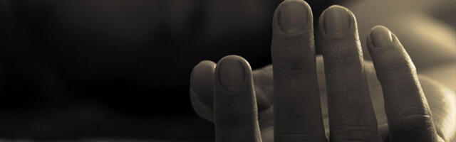 "HVALIO SE SVUD PO SVETU, POSLAĆE ME MRTVU U PAKETU!" Vericu iz Nove Pazove je muž nasmrt pretukao, njen KRIK i posle pola veka LEDI KRV U ŽILAMA!