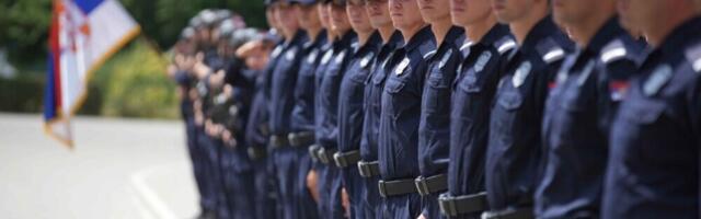 MUP raspisao konkurs za 900 polaznika osnovne policijske obuke u Sremskoj Kamenici